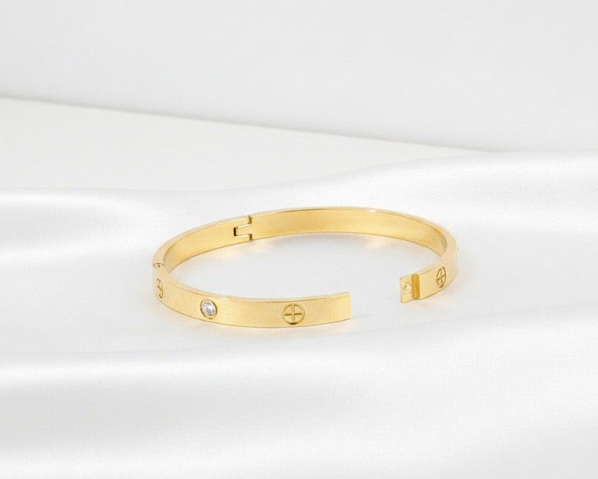 Gold Bracelet LOVE Style