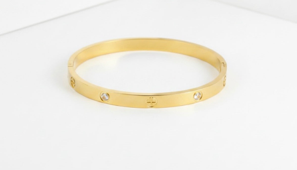 Gold Bracelet LOVE Style