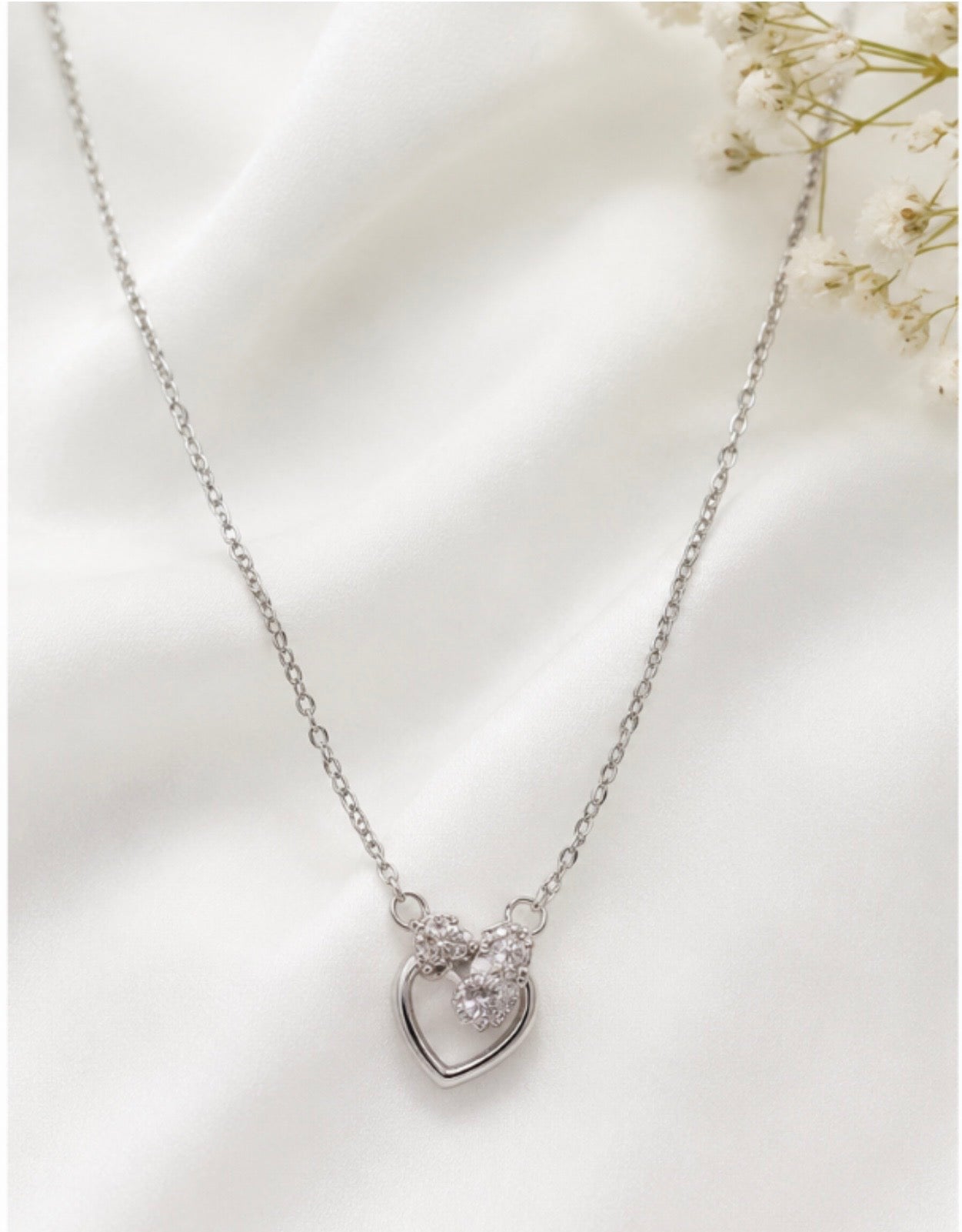 Silver Heart Bow Pendant Necklace for Women | Elegant Fashion Jewelry